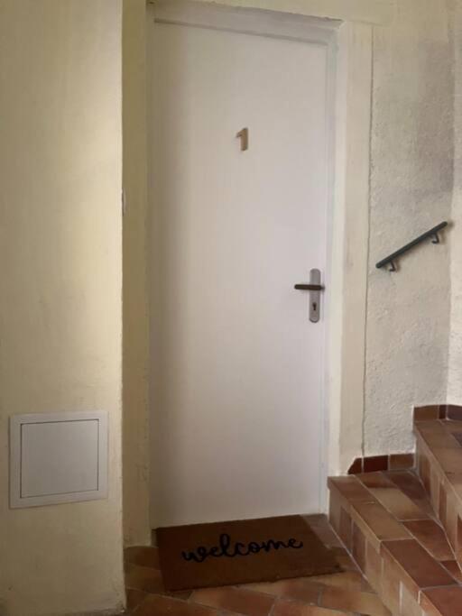 Ferienwohnung Cocon Ecusson Montpellier Exterior foto
